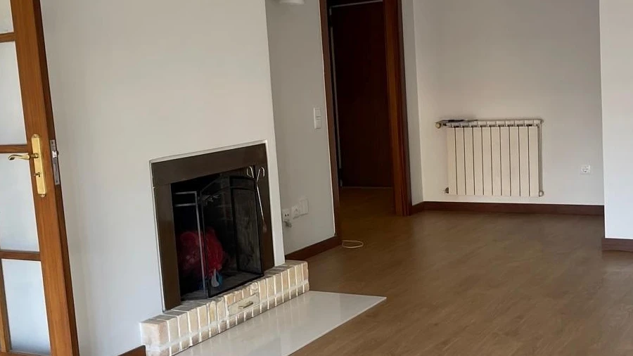 Apartamento T2 para Arrendamento em Ramalde