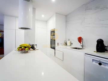 Apartamento T2 para Venda em Penafiel