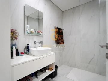 Apartamento T2 para Venda em Penafiel