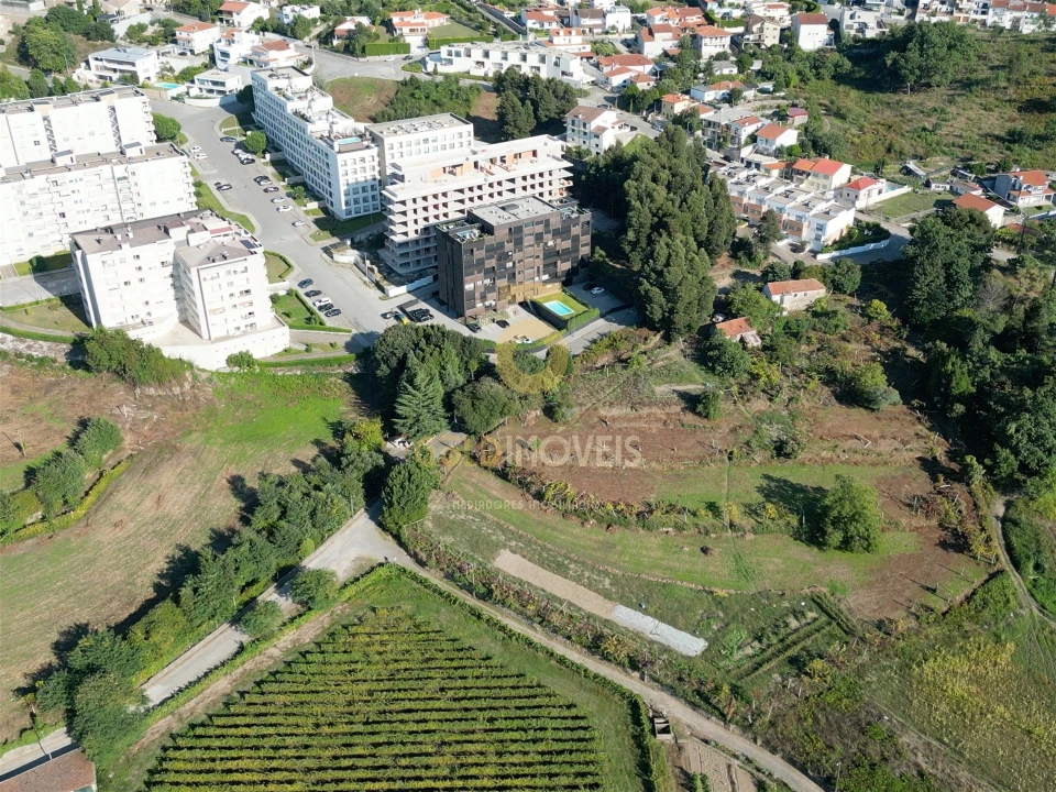 Apartamento T2 para Venda em Penafiel Foto 4