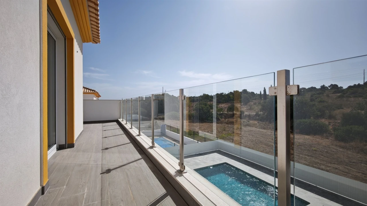 Moradia T3 para Venda em Albufeira e Olhos de Água Foto 36