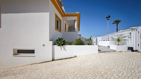 Moradia T3 para Venda em Albufeira e Olhos de Água