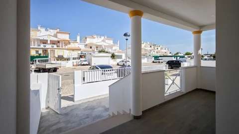 Moradia T3 para Venda em Albufeira e Olhos de Água