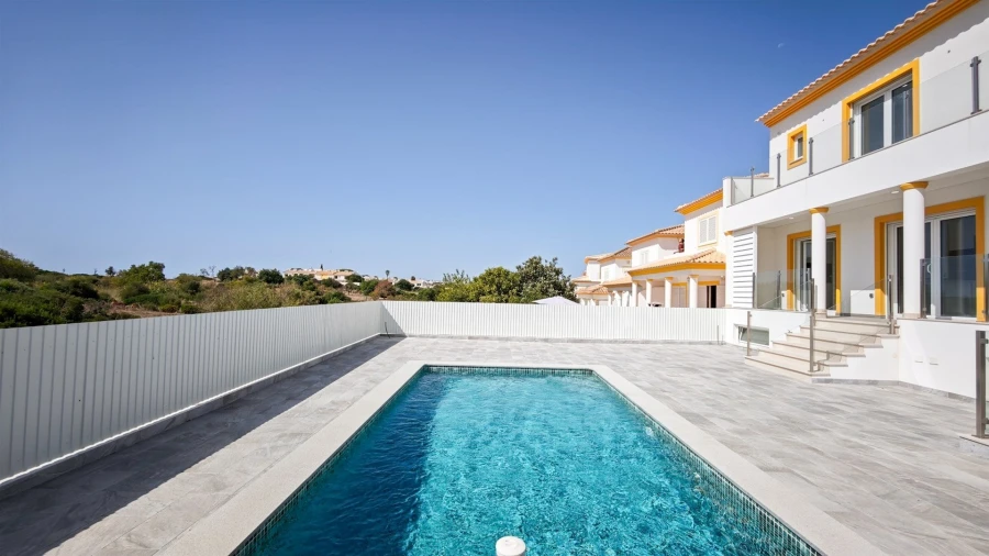 Moradia T3 para Venda em Albufeira e Olhos de Água Foto 2