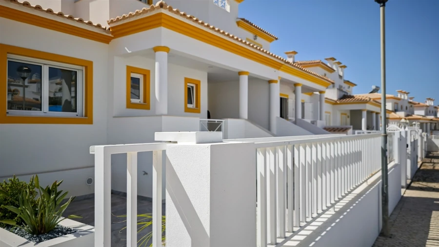 Moradia T3 para Venda em Albufeira e Olhos de Água Foto 58