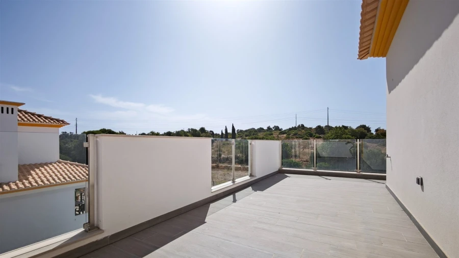 Moradia T3 para Venda em Albufeira e Olhos de Água Foto 39
