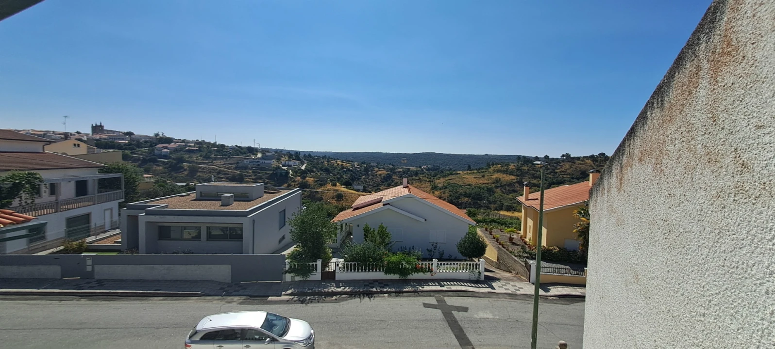 Moradia T3 para Arrendamento em Miranda do Douro Foto 34