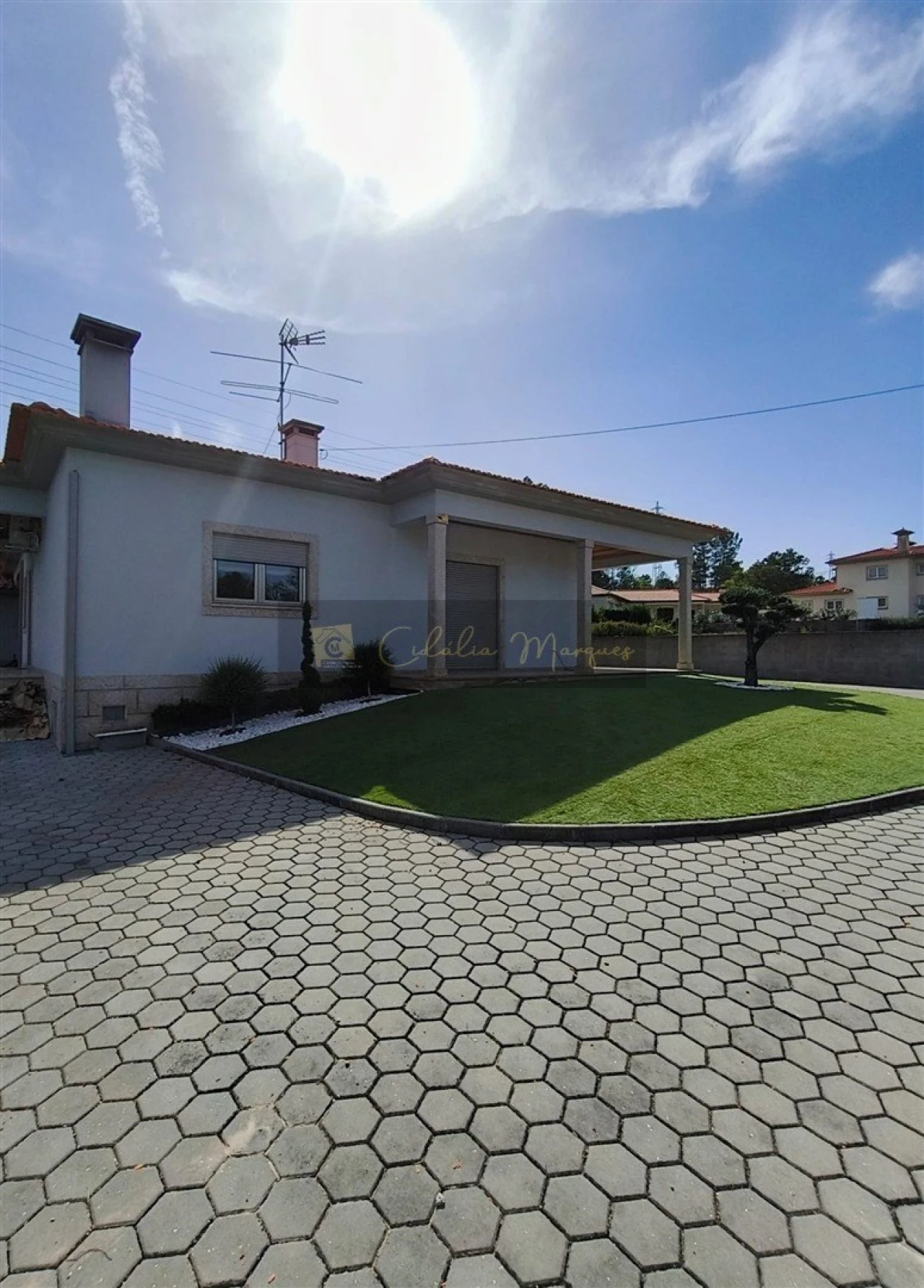 Moradia T3 para Venda em Bodiosa Foto 1