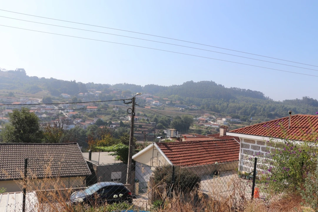 Terreno para Venda em Polvoreira Foto 9