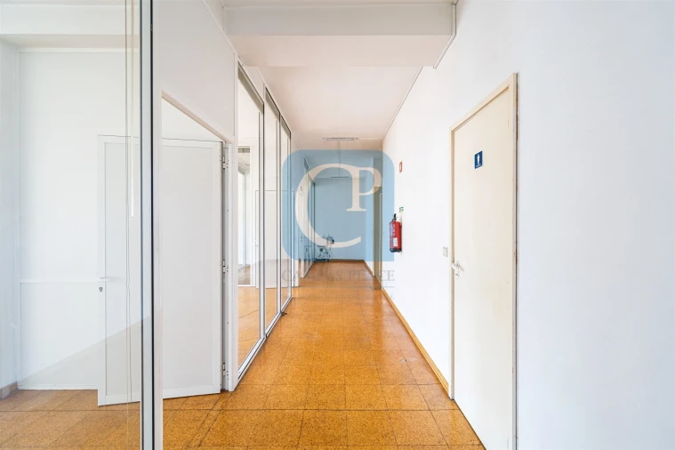 Loja para Venda em Matosinhos e Leça da Palmeira Foto 4