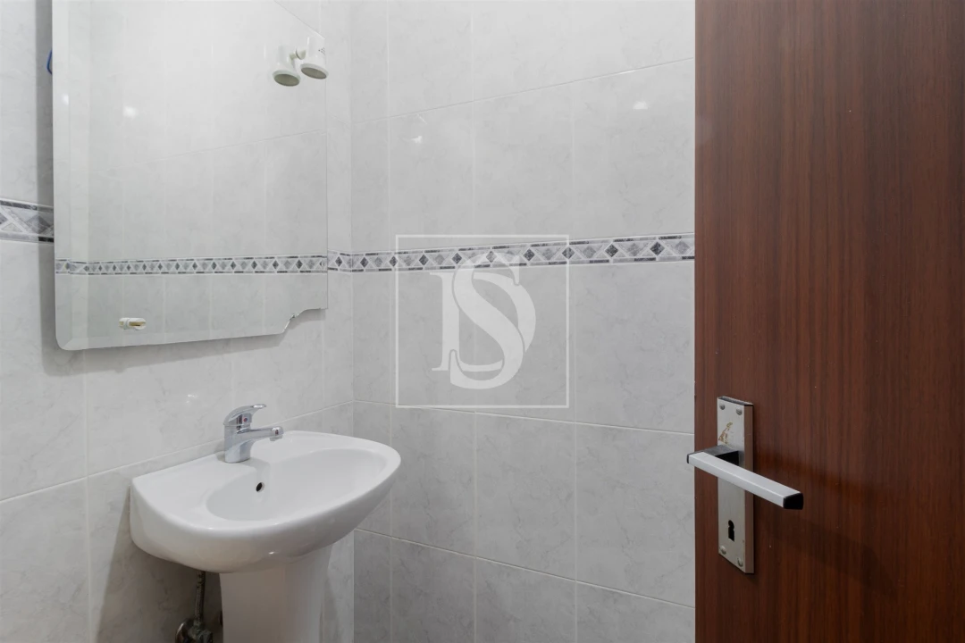 Apartamento T3 para Venda em Santo Antonio da Charneca Foto 15