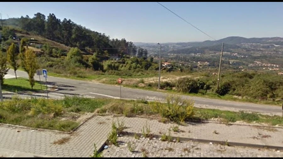 Terreno para Venda em Vila Verde e Santão