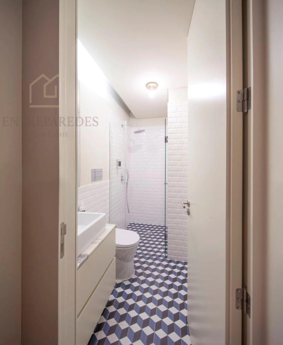 Apartamento para Venda em Cedofeita, Santo Ildefonso, Sé, Miragaia, São Nicolau e Vitória Foto 7