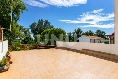 Apartamento T3 para Venda em Castanheira do Ribatejo e Cachoeiras
