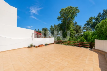 Apartamento T3 para Venda em Castanheira do Ribatejo e Cachoeiras