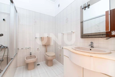 Apartamento T3 para Venda em Castanheira do Ribatejo e Cachoeiras