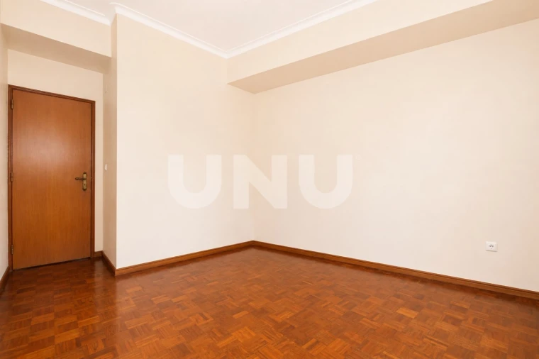 Apartamento T3 para Venda em Castanheira do Ribatejo e Cachoeiras Foto 24