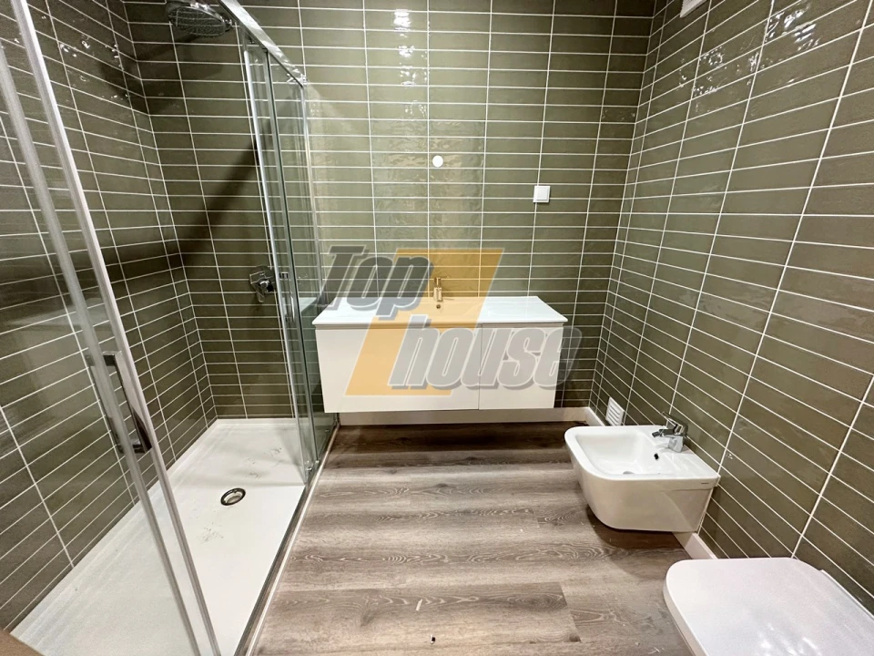 Apartamento T1 para Arrendamento em Caparica e Trafaria Foto 10