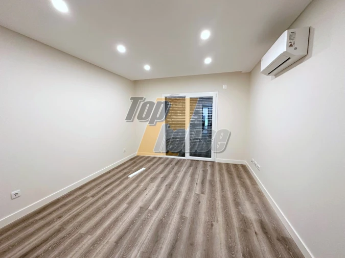 Apartamento T1 para Arrendamento em Caparica e Trafaria Foto 8
