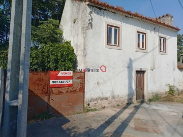 Moradia T2 para Venda em Pernes