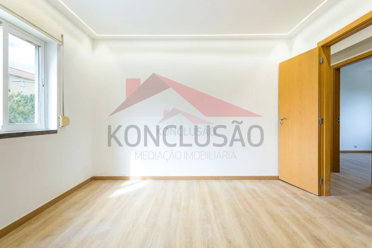 Apartamento T3 para Venda em Alverca do Ribatejo e Sobralinho Foto 14