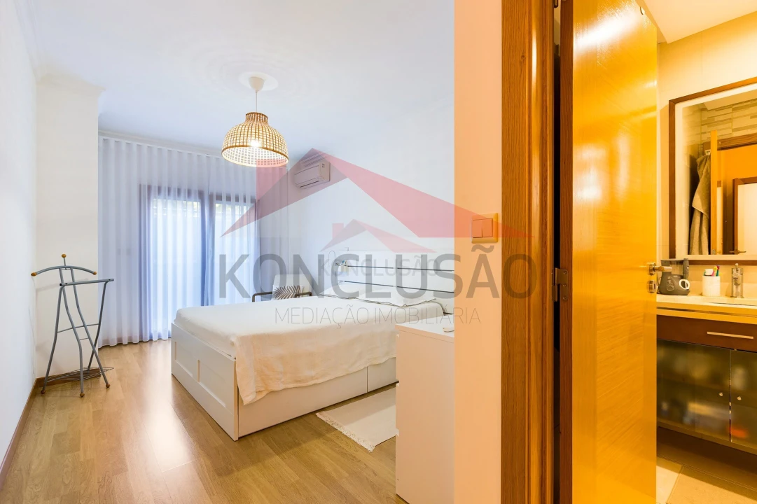 Apartamento T2 para Venda em Alverca do Ribatejo e Sobralinho Foto 9