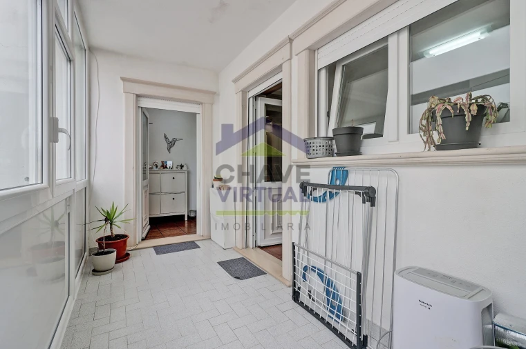 Apartamento T2 para Venda em Reguengo Grande Foto 16