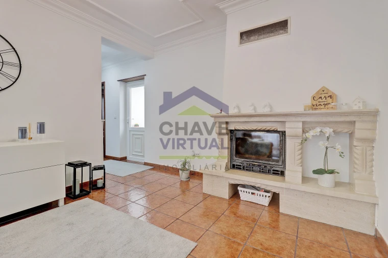 Apartamento T2 para Venda em Reguengo Grande Foto 6