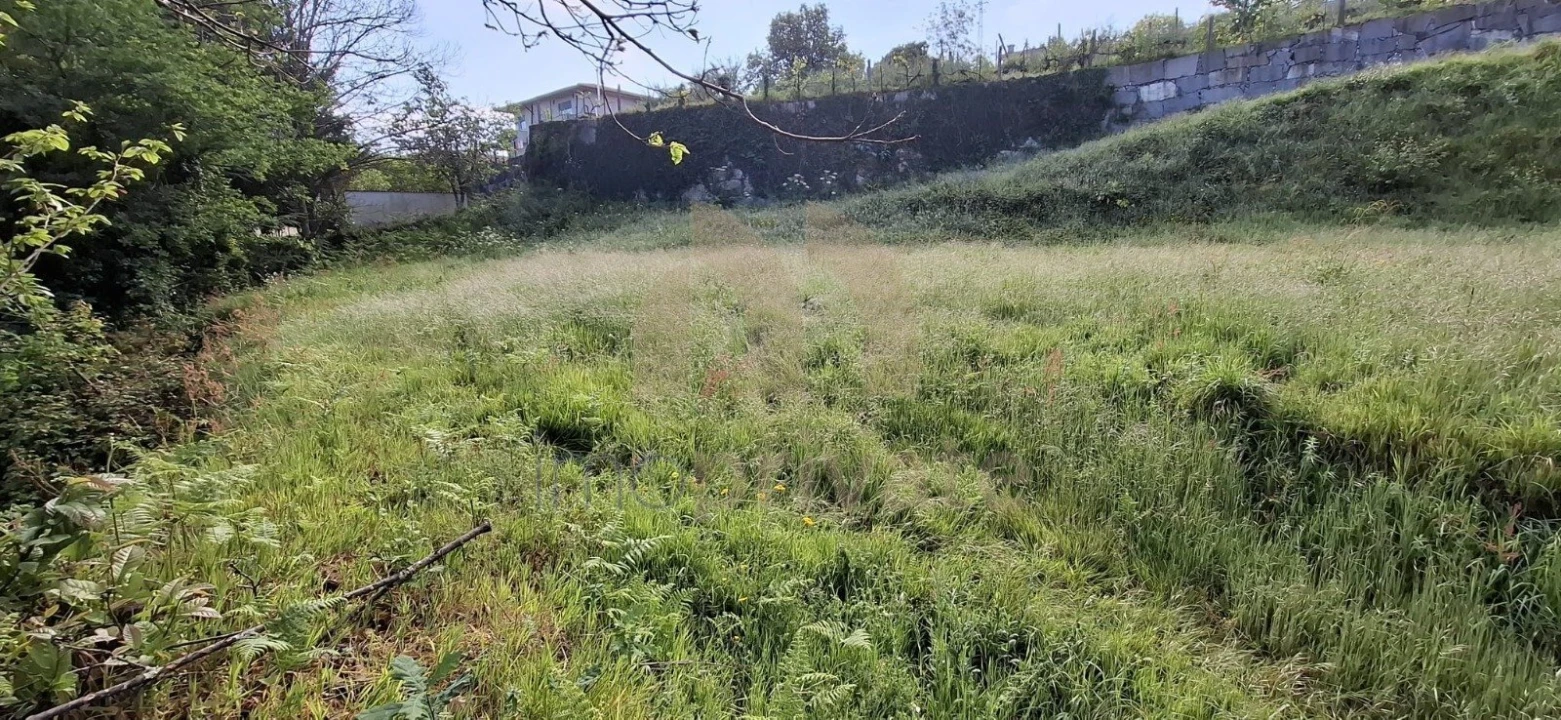 Terreno para Venda em Vilarinho Foto 2
