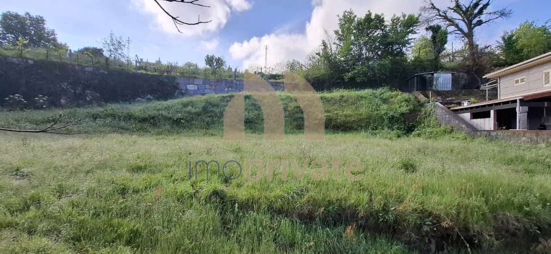 Terreno para Venda em Vilarinho Foto 8