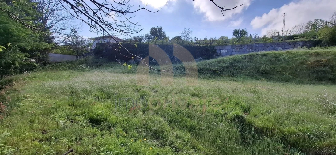 Terreno para Venda em Vilarinho Foto 4