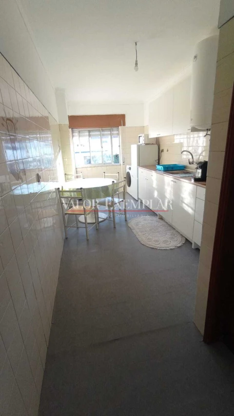 Apartamento T2 para Venda em Baixa da Banheira e Vale da Amoreira