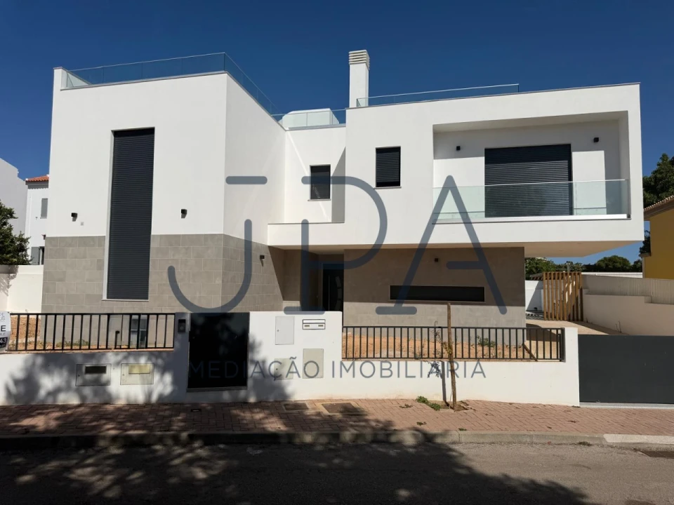 Moradia T4 para Venda em Tavira (Santa Maria e Santiago) Foto 18