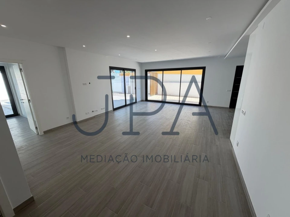 Moradia T4 para Venda em Tavira (Santa Maria e Santiago) Foto 22