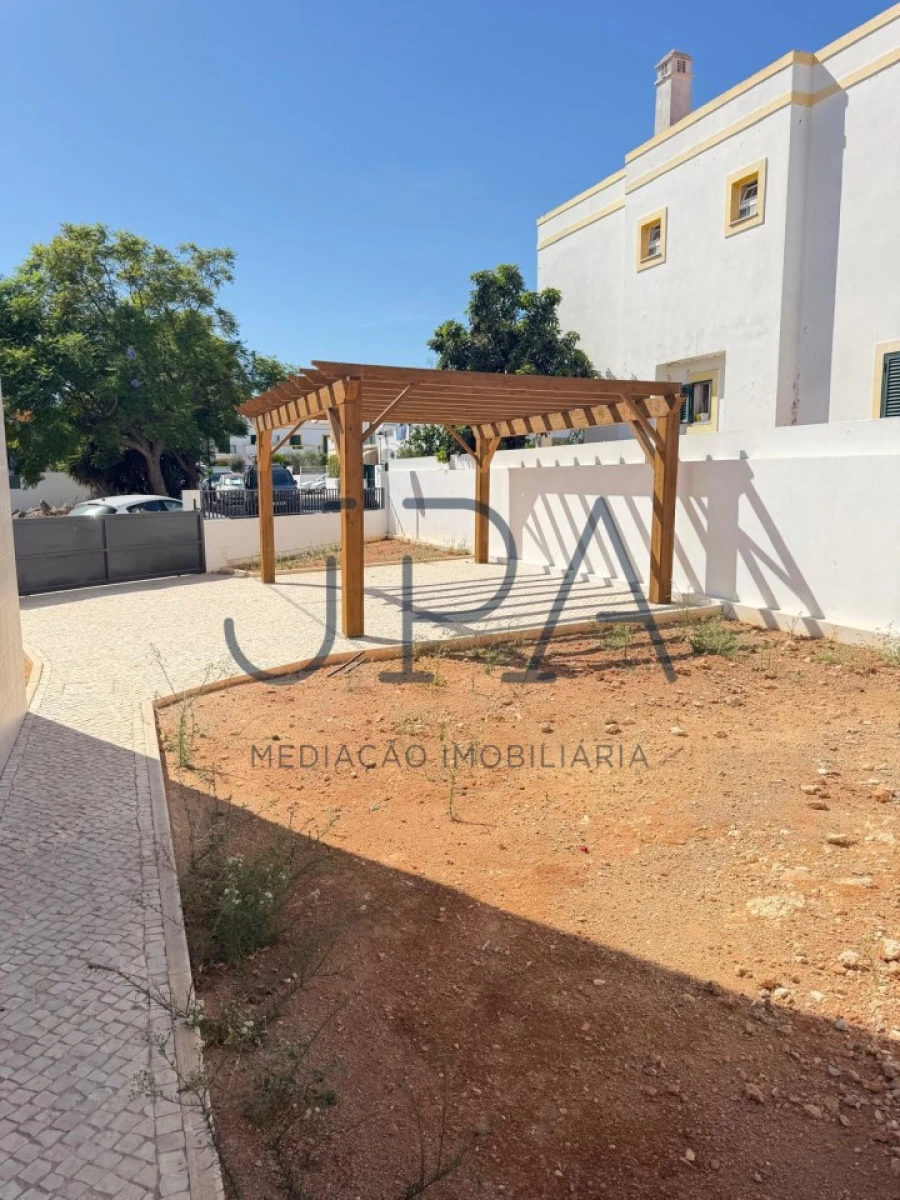 Moradia T4 para Venda em Tavira (Santa Maria e Santiago) Foto 12