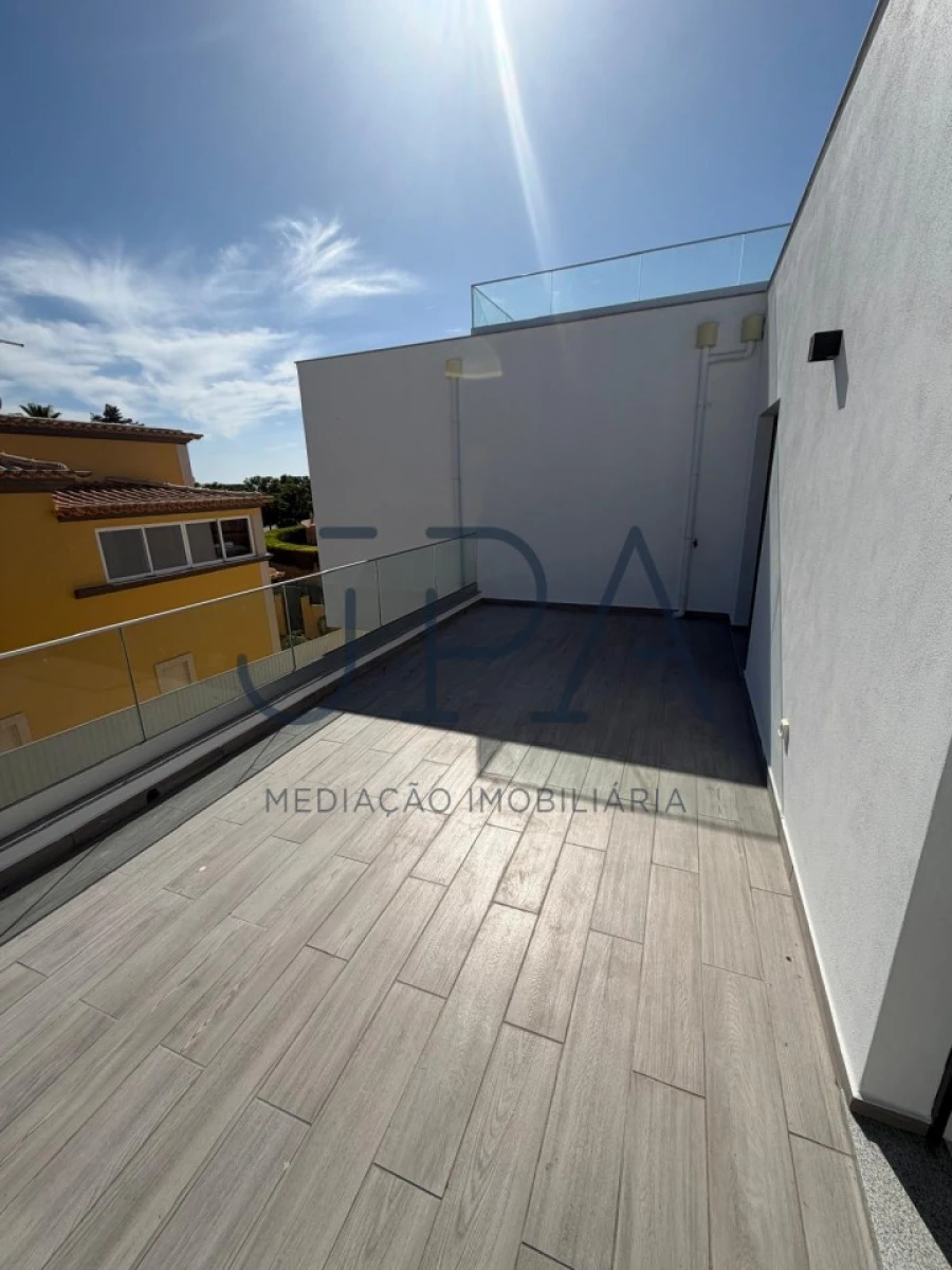 Moradia T4 para Venda em Tavira (Santa Maria e Santiago) Foto 32