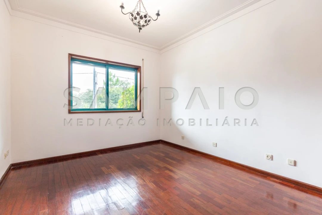 Apartamento T1 para Venda em Fânzeres e São Pedro da Cova Foto 7