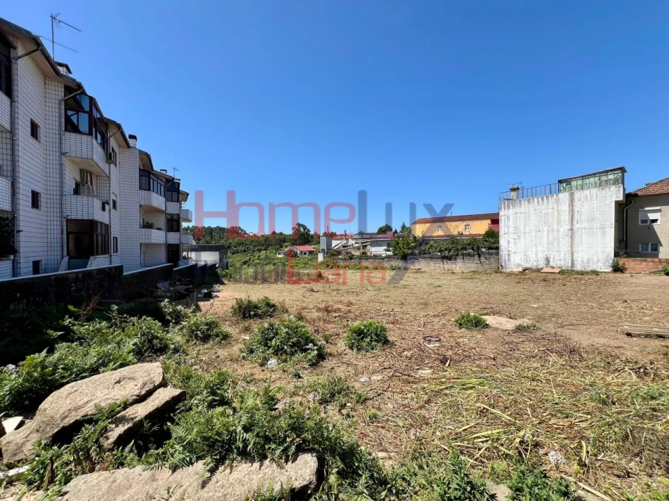 Terreno para Venda em Fânzeres e São Pedro da Cova Foto 5