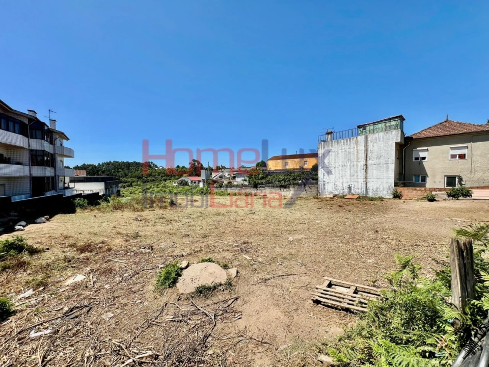 Terreno para Venda em Fânzeres e São Pedro da Cova Foto 8
