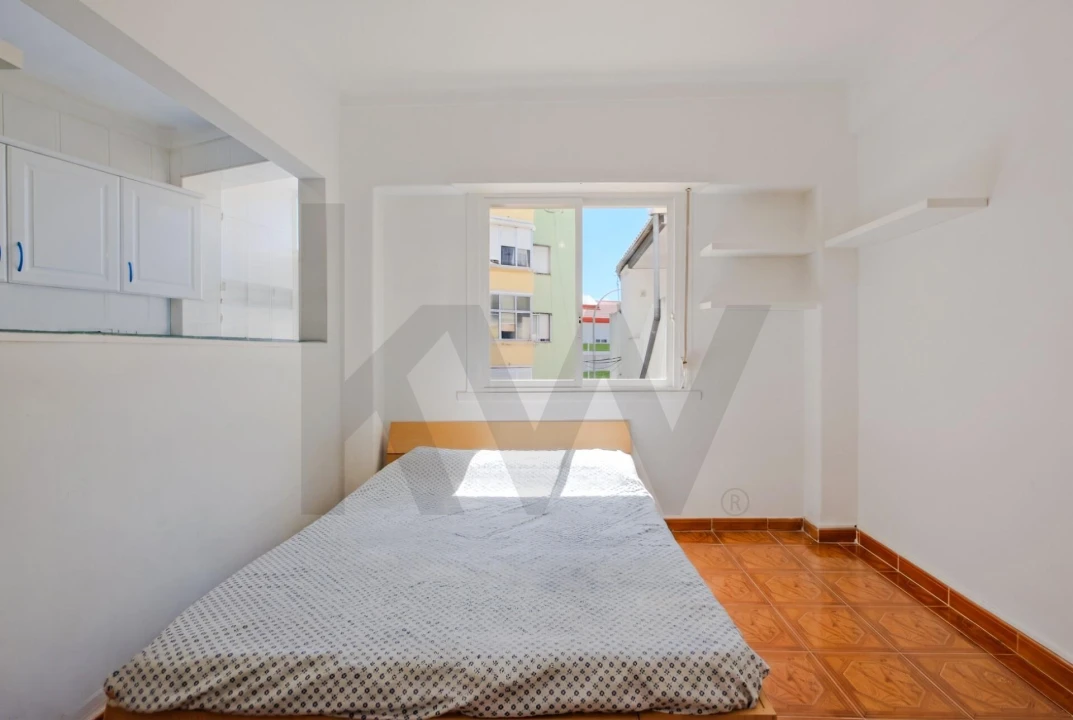 Apartamento T1 para Venda em Alfragide Foto 1