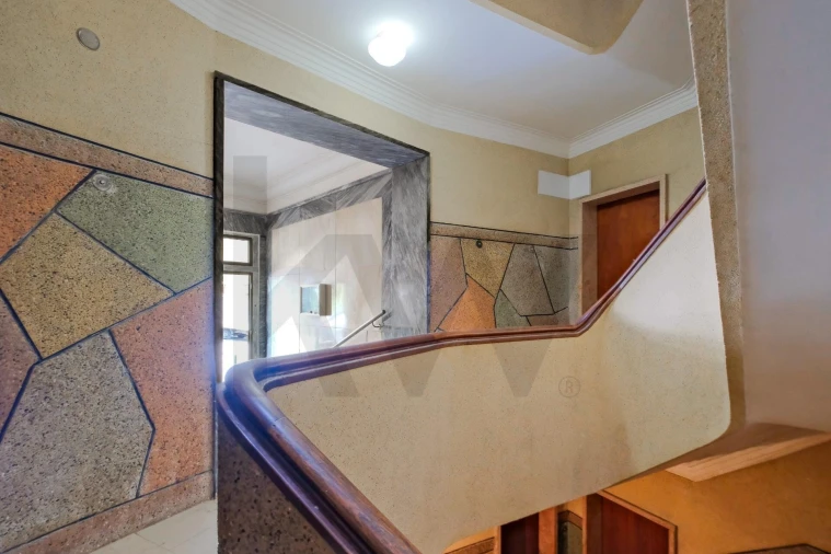 Apartamento T1 para Venda em Alfragide Foto 20