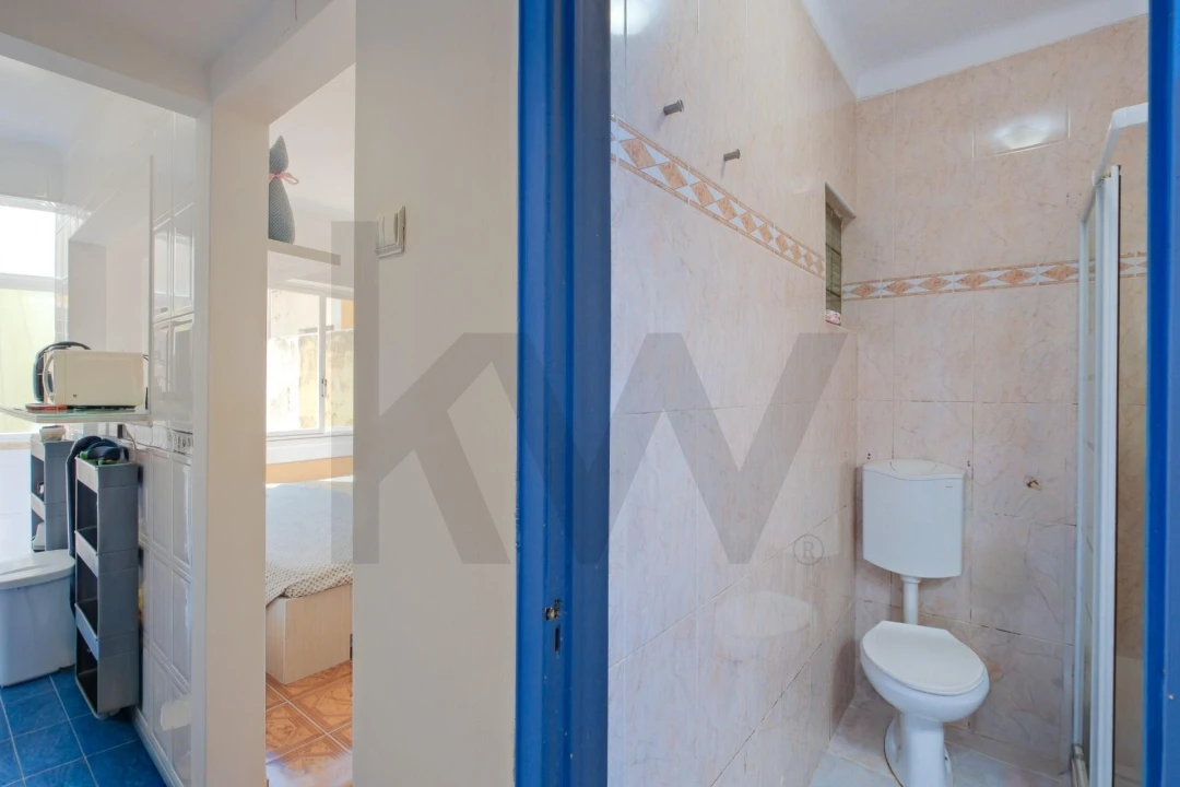 Apartamento T1 para Venda em Alfragide Foto 14