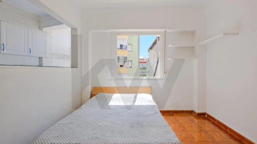 Apartamento T1 para Venda em Alfragide