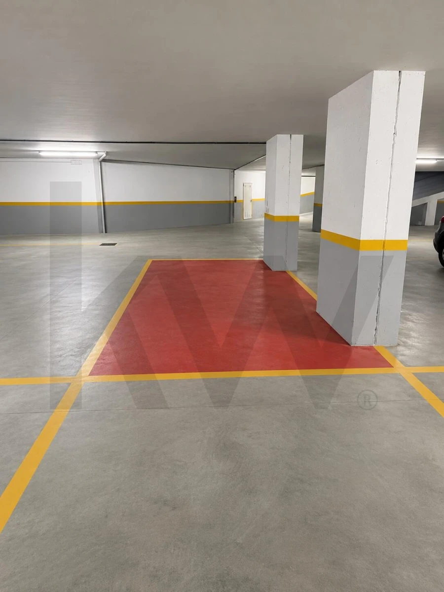 Negócio para Venda em Armação de Pera Foto 2