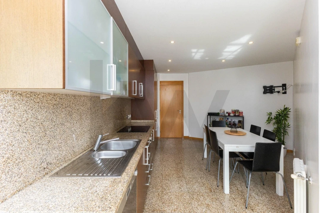 Apartamento T4 para Venda em Póvoa de Varzim, Beiriz e Argivai Foto 13