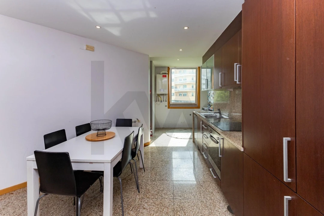 Apartamento T4 para Venda em Póvoa de Varzim, Beiriz e Argivai Foto 11