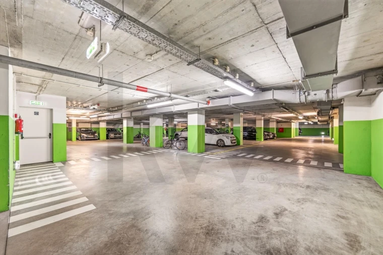 Apartamento T2 para Venda em Lumiar Foto 18