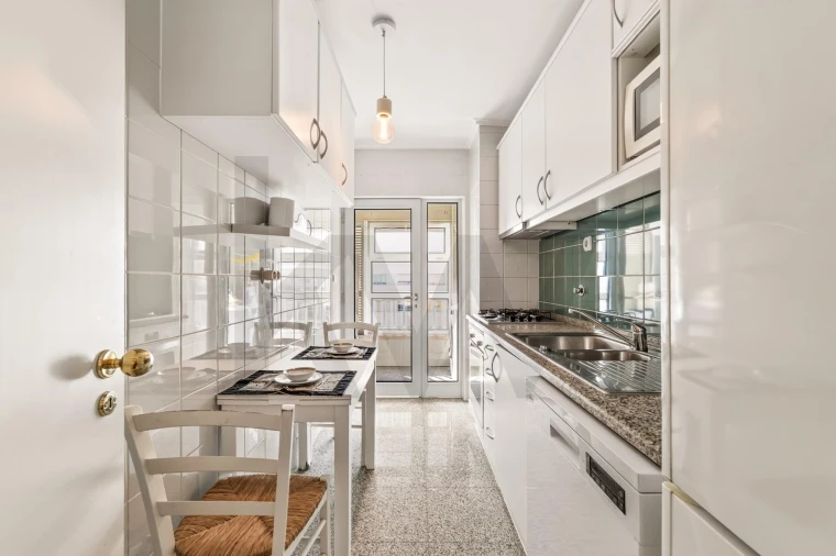 Apartamento T2 para Venda em Lumiar Foto 8