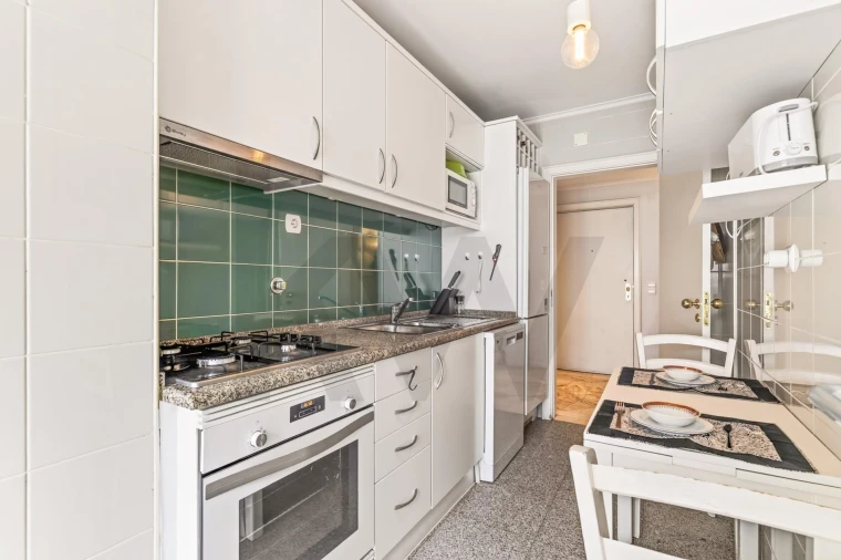 Apartamento T2 para Venda em Lumiar Foto 7