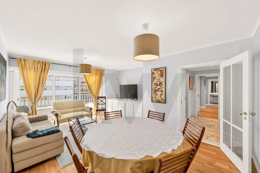 Apartamento T2 para Venda em Lumiar Foto 9